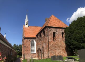 Kirche in Loquard Krummhörn